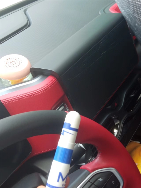 开车总是犯困有什么办法？